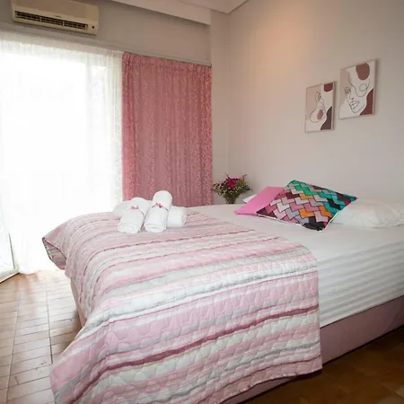 Electra'S 2-Bedroom Apt-Convenient Location Patra Exterior photo