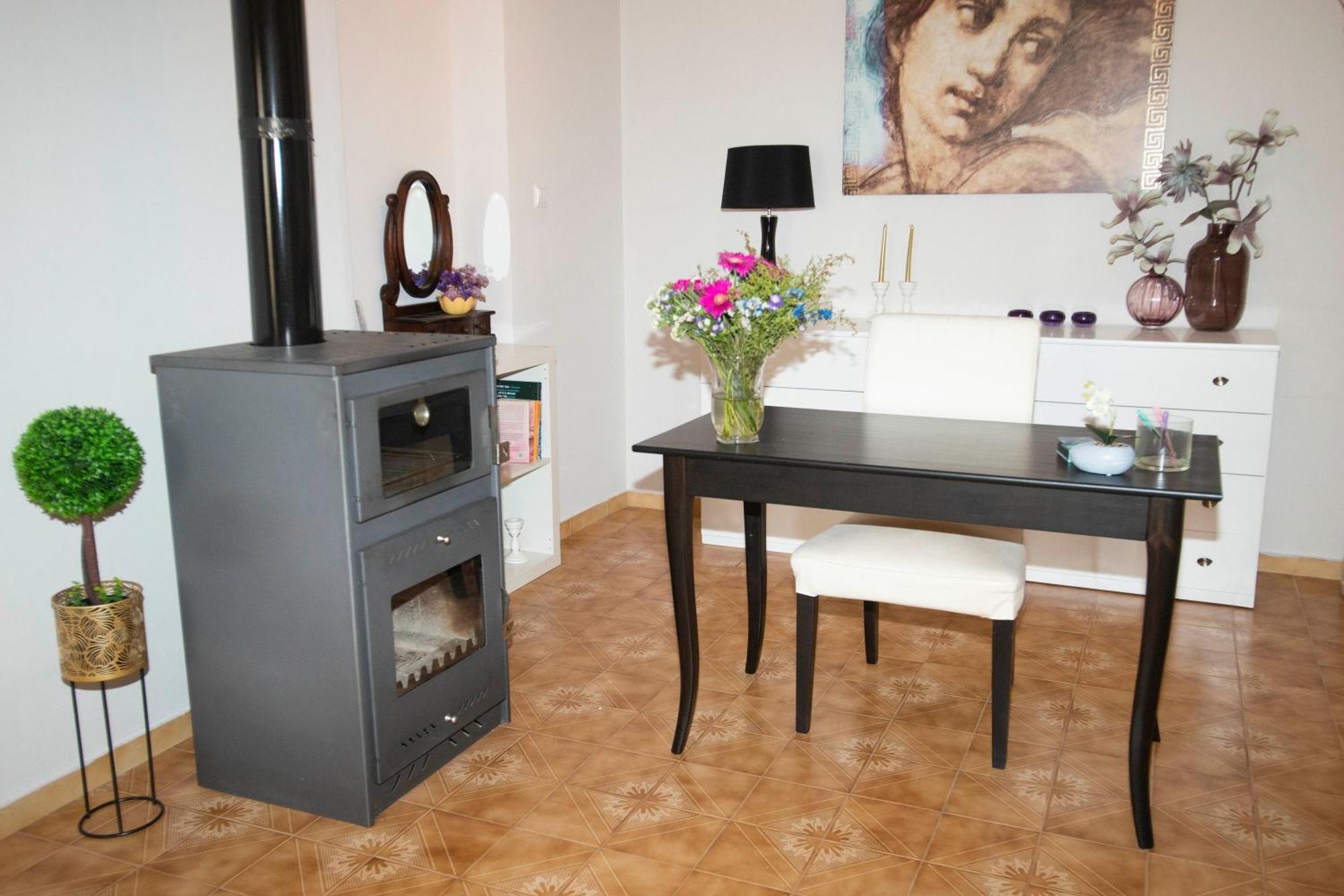 Electra's 2-bedroom Apt-convenient Location * Patras